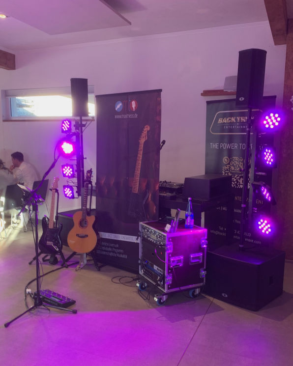 Max Trieß, Gitarrist und Sänger für Hochzeiten, Party